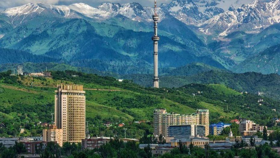 アルマトイУютная 2 Ком-Я Квартира В Центре Города, Район "Арбата"アパートメント エクステリア 写真